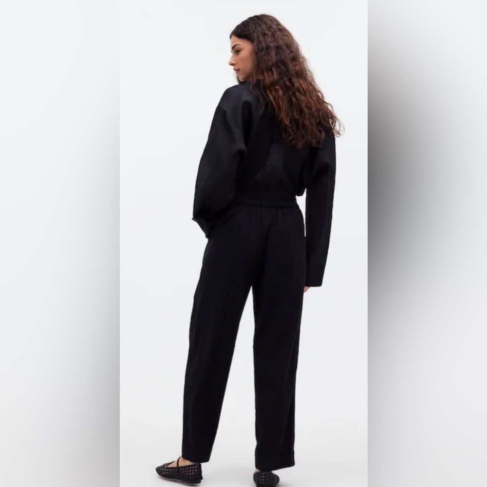 Madewell Pull-On Straight Crop Pant - Picture 2 of 10